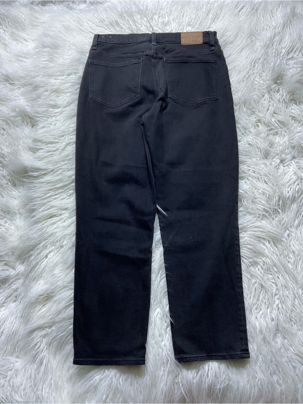Madewell Classic Straight Jeans in Lunar Wash - Picture 6 of 6